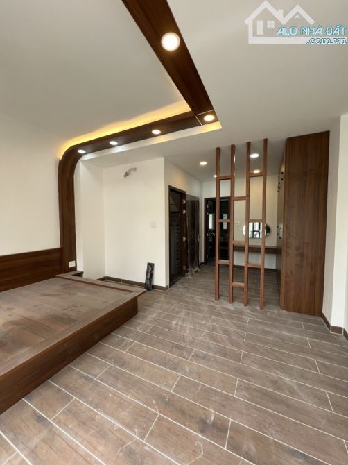 bán nhà tân phú-gần chợ tân hương-2 lầu-1 trệt -56m2-4 phòng ngủ-4 nhà vệ sinh - 3