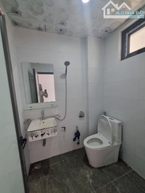 Anh Bạn gửi bán nhanh nhà TT QUẬN HÀ ĐÔNG 30 m 5 Tầng Mặt tiền 3,2 m chỉ 8,65 Tỷ. - 3