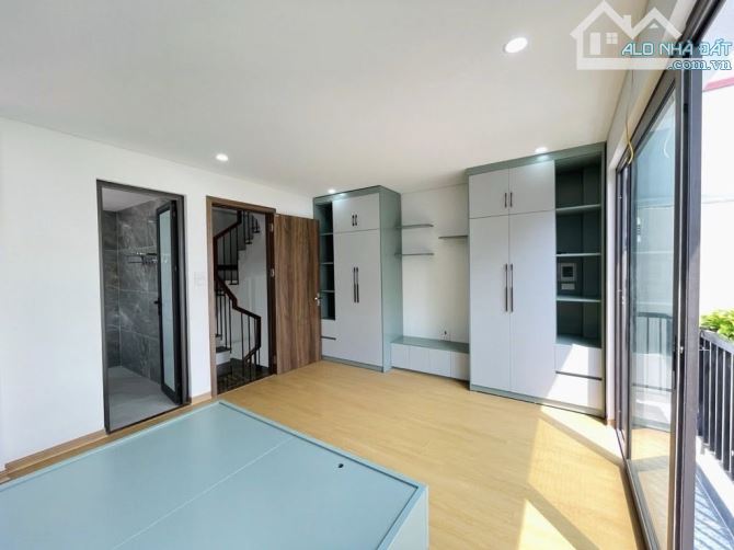 Chỉ 6,1 tỷ , Dt 33m2, 6T Có Nhà Sài Đồng, Long Biên (ô tô đỗ gần) - 3