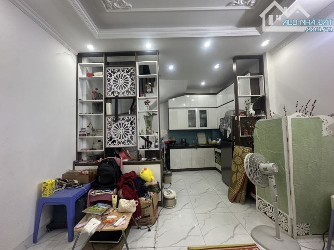 TRẦN KHÁT CHÂN , 30M² , NHÀ MỚI , 3PN ĐỦ CÔNG NĂNG , GIÁ MỀM , GẦN Ô TÔ , 6,2 TỶ - 3