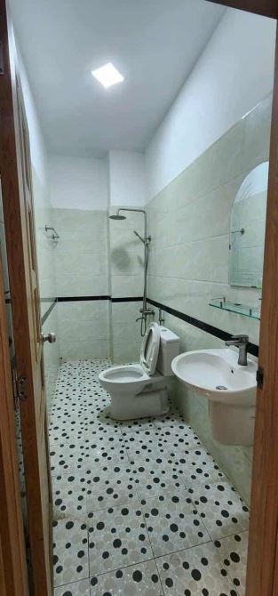 Cho thuê nhà 3 tầng 3PN đường 827 Phú hữu Q9 thủ Đức - 3