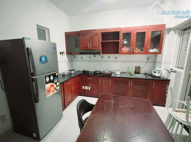 “Chốt deal” ngay chiếc giường KTX cao cấp giữa lòng Quận 10 – Bao trọn gói Tất tật - 3