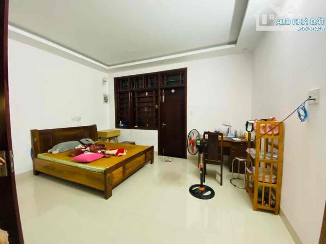 Bán nhà Nguyễn Thúc Trâm, 2 mặt tiền trước sau – lề rộng – 3 mê – sổ vuông, 9.2 tỷ - 3