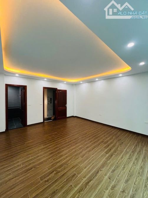 Bán nhà ngõ 521 Trương Định 42M 5 Tầng Gara Ô tô ngủ trong nhà- SĐCC chỉ 11,9 tỷ - 3