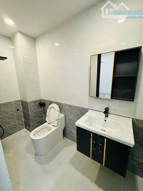 💥 KHU VIP NGUYỄN TRÃI Q5 – 4 TẦNG – 5PN MASTER – HẺM Ô TÔ –  CHỈ 10.6 TỶ! - 3