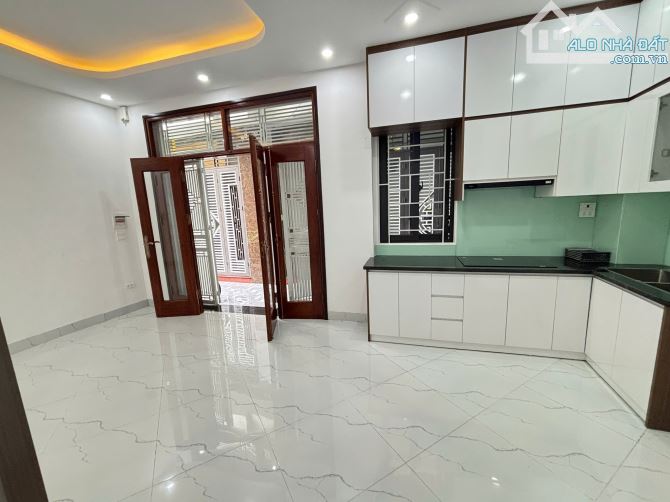 NHÀ MỚI MT RỘNG 5 TẦNG THIẾT KẾ HIỆN ĐẠI THANH BÌNH MỖ LAO 30M 6,7 TỶ - 3