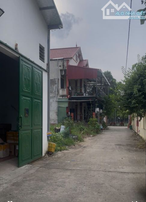Bán đất Kim Chung ngõ thông ô tô vào đất. Chỉ 5.x tỷ - 3