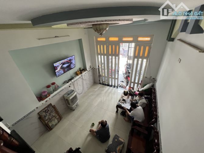 NHÀ 2 TẦNG HIỆP THÀNH 13 - 60M2 SHR PHÁP LÝ SẠCH - GIÁ 4T250 - 3