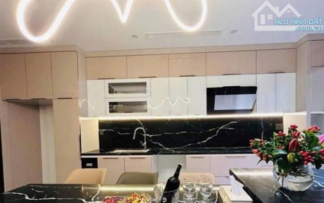 Bán nhà 7 tầng tuyến 2 Lê Hồng Phong , Gua Viên , Ngô Quyền - 4