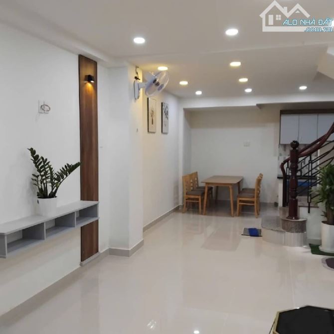 🔥NHỈNH 4 TỶ - LŨY BÁN BÍCH TÂN PHÚ – GIÁP Q11 – 3 TẦNG – 4PN – NHÀ ĐẸP Ở NGAY – SỔ RIÊNG - 4