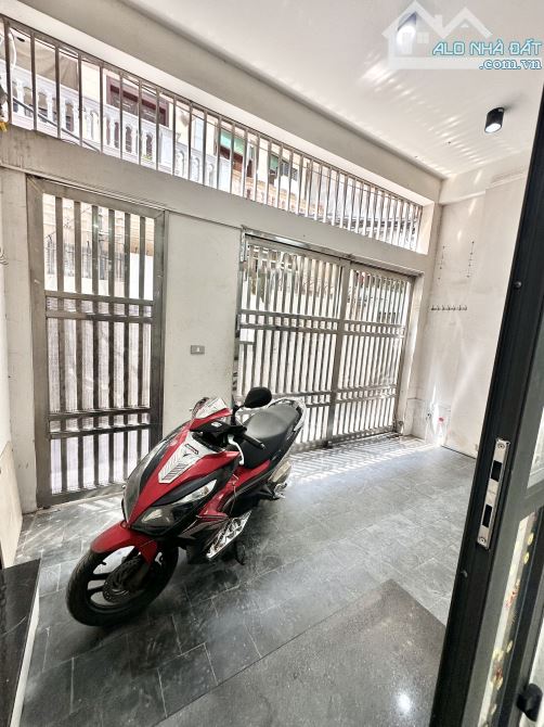 Nhà 4 tầng Mỹ Đình, 66m2, mặt tiền 5m, hướng Tây Nam, gần ô tô - 4