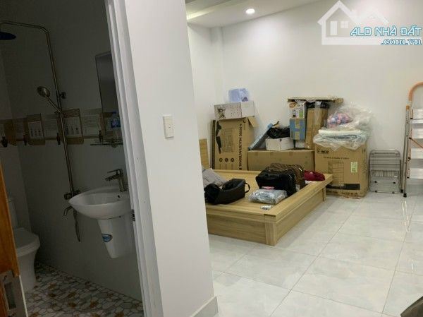 Bán nhà Bình Thạnh ngay ngã 5 Bình Hòa HXH 6m thông Phan Văn Trị, 4 tầng (4x18m) HDT 25tr - 4