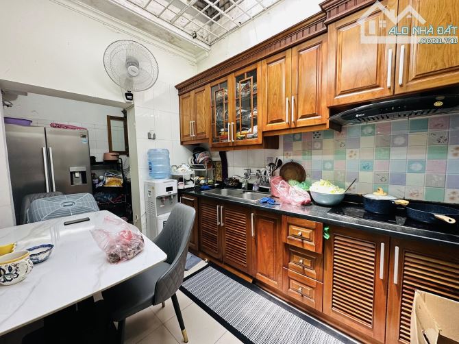 Bán Nhà Thái Hà, Gần Thái Thịnh, Cầu Vượt Láng Hạ, Hồ Thành Công, Đống Đa. 92 m2. 19 Tỉ - 4