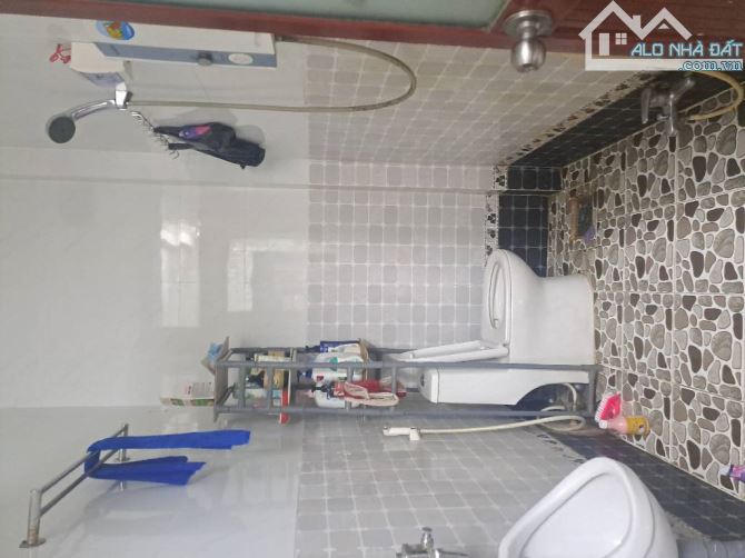 GẤP BÁN FULL THỔ DÒNG TIỀN 25 TR/TH, DÃY TRỌ, 9 PHÒNG, VƯỜN LÀI QUẬN 12, DT 330M3(GIÁ RẺ) - 4
