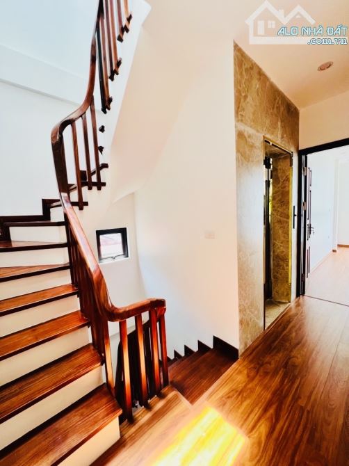 BÁN NHÀ LÒ ĐÚC - TRẦN KHÁT CHÂN - NGÕ THÔNG 2 MẶT NGÕ - 68M x 5T THANG MÁY. GIÁ 13.25 TỶ - 5