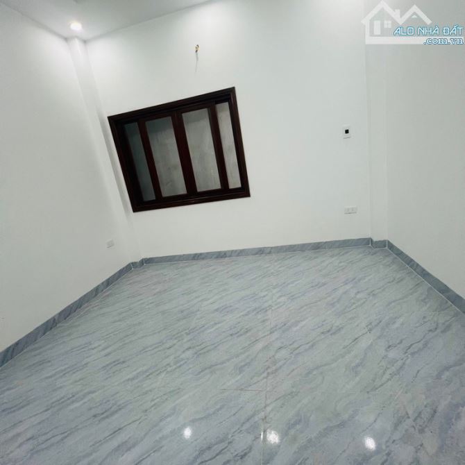 Bán Nhà Đan Khê Đường 422B 39m2 4 tầng ô tô tải đỗ tránh ngay cổng ở sướng 5 tỷ 3 - 5