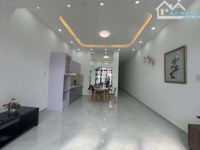 NHÀ MỚI LUNG LINH - LÀNG TĂNG PHÚ - LÊ VĂN VIỆT - 110m2 3PN - NHỈNH 5 TỶ - 5