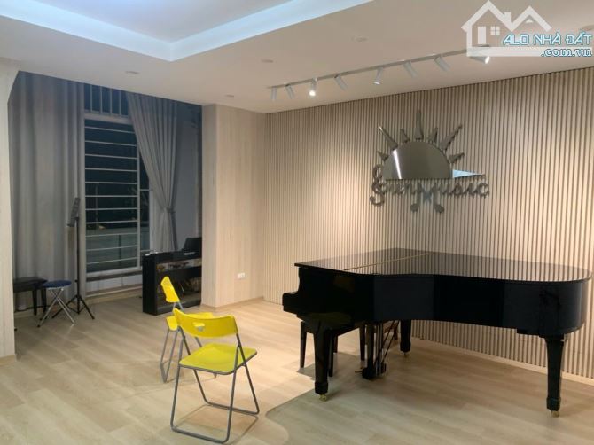 Bán nhà mặt Phố đội cấn. Ba đình. Diện tích 68m. 7 tầng. Lô góc. Giá 38 tỷ - 6