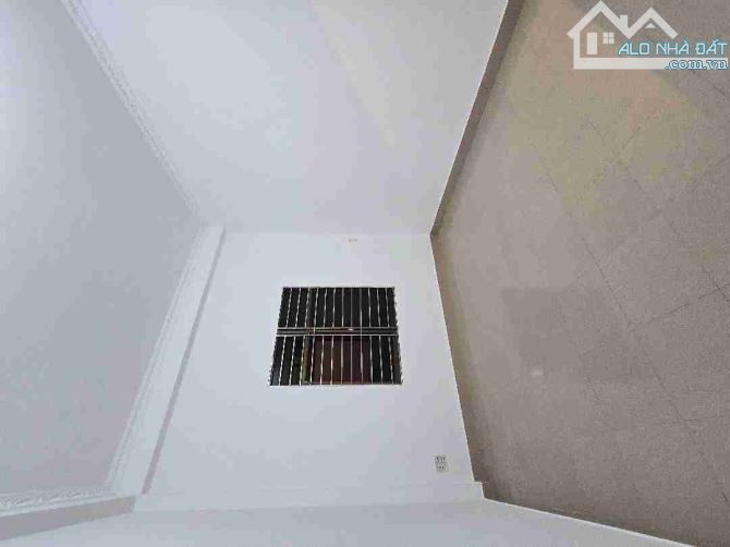 SẬP HẦM BÁN NHÀ MẶT TIỀN NGUYỄN TẤT THÀNH - QUẬN THANH KHÊ - ĐÀ NẴNG - 6