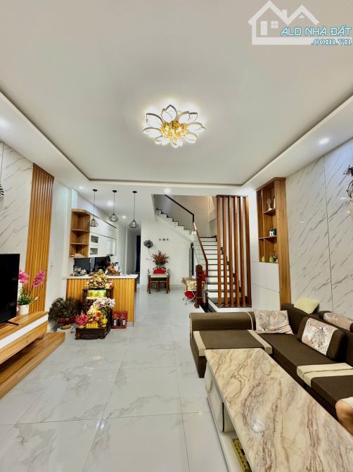 BÁN NHÀ 3 TẦNG – 2 MẶT TIỀN TÔN THẤT BẬT & NGUYỄN VĂN KHẢ - KQH LÀNG ĐẠI HỌC HUẾ - 6