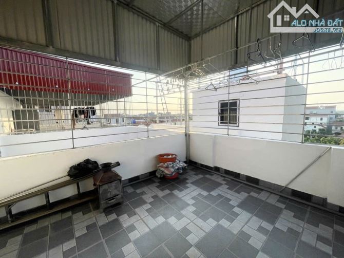 B.Á.N NHÀ GẦN LAI XÁ , Ô TÔ VÀ SÂN CHƠI GẦN NHÀ , TẶNG FULL NỘI THẤT XỊN  31M2, 4 TỶ 7 - 6