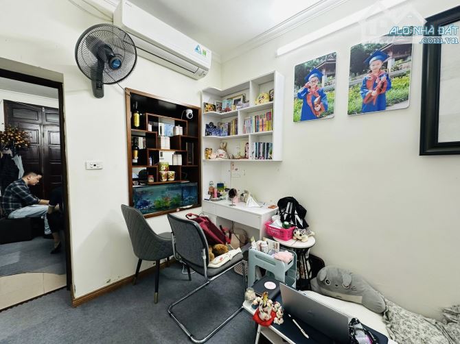 Bán Nhà Thái Hà, Gần Thái Thịnh, Cầu Vượt Láng Hạ, Hồ Thành Công, Đống Đa. 92 m2. 19 Tỉ - 6