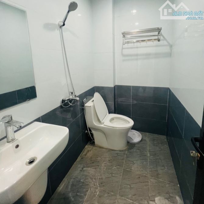 Bán Nhà Đan Khê Đường 422B 39m2 4 tầng ô tô tải đỗ tránh ngay cổng ở sướng 5 tỷ 3 - 8