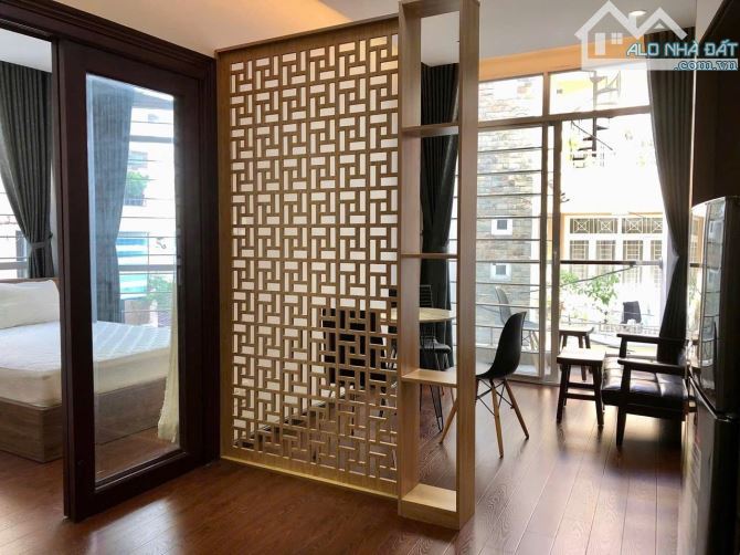 Siêu phẩm khan hiếm góc 2 MT Mạc ĐỈnh Chi Q.1 - 8.2x14m Hầm 5 tầng HĐT 99 tr giá 33.6 tỷ. - 8