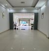 Nhà 4 tầng Mặt tiền đường NGUYỄN VĂN QUÁ phườngĐHT Q12 dt 98,3m2 Đường 12m THU NHẬP 25TR/T