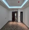 Bán nhà Hoàng Quốc Việt, ô tô đỗ cửa vào nhà, xây mới đẹp, thang máy, kinh doanh