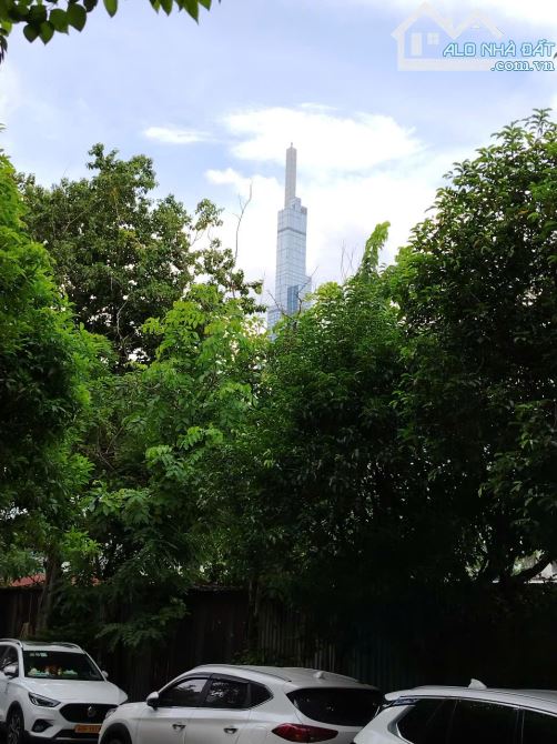 Cách Mặt Tiền 2 Căn Nhà ! BÁN ĐẤT ĐẸP (6.3x13m) Đường Ung Văn Khiêm + Xây Cao Tầng