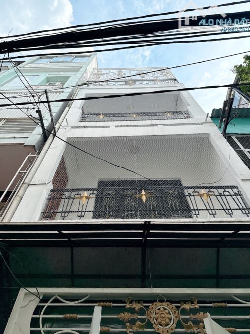NHÀ QUẬN 3,NGUYỄN HIỀN,HẺM XE HƠI,4 TẦNG,40M2,CHỈ HƠN 8 TỶ.