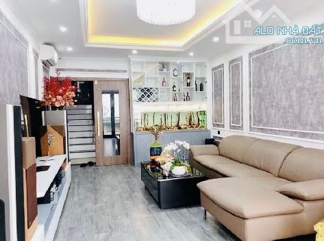BÁN NHÀ PHỐ BÙI NGỌC DƯƠNG - Q. HBT - 75m2 - 6 TẦNG THANG MÁY- MT BỀ THẾ 4.4m - 31.5 TỶ TL