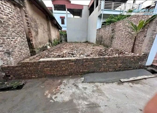 Chú Hoa bộ đội gửi bán đất Đại Cát 55m² , ngõ nông, thông thoáng, ô tô qua nhà.