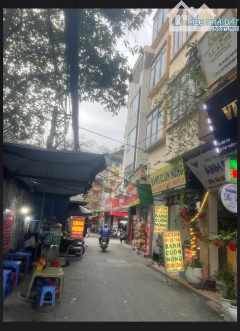 Cần bán nhà mặt ngõ ô tô chánh Xuân Thủy Cầu Giấy.