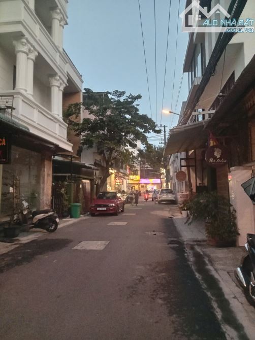 Lô đất diện tích khủng – Gần biển Mỹ Khê, cách Nguyễn Văn Thoại chỉ 50m!
