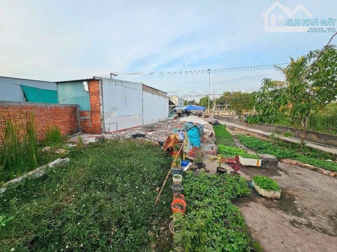bán nền mặt tiền đường tô vĩnh diện, dtsd 270m2, đất nở hậu 13m giá 4.5 Tỷ