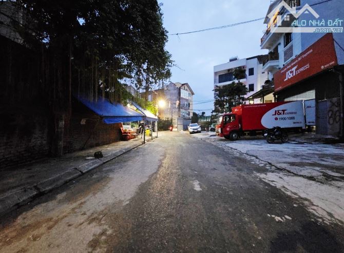 Bán nhà Cổ Nhuế, 54m2, 6 tầng thang máy, giá 15.7 tỷ