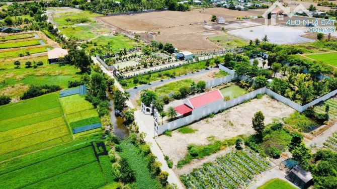 CẦN BÁN GẤP - ĐẤT THỔ CƯ MẶT TIỀN ĐƯỜNG LỚN - GIÁ TỐT ĐẦU TƯ