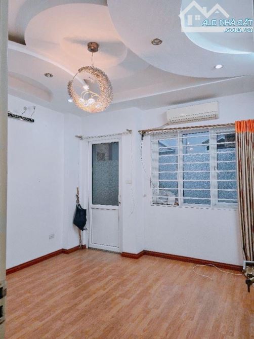 NHÀ ĐẸP NGỌC HÀ  54m2- ĐI BỘ RA BẢO TÀNG, LĂNG BÁC - MẶT NGÕ ĐẸP - NHÀ CHẮC CHẮN