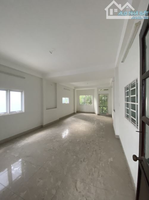 Bán gấp MT Nguyễn Trãi Q5, 3.8x10, 4 tầng chỉ 19.5 tỷ TL