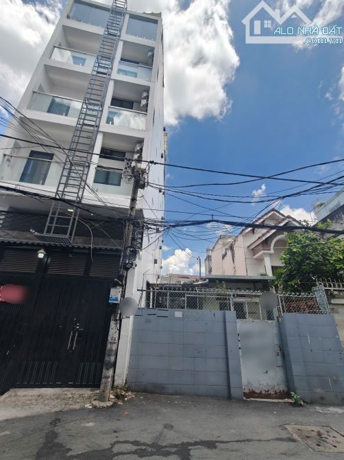 Nhà Lê Quang Định, 6x22, công nhận 124m2, hẻm 6m, xây dựng hầm 6 tầng. thích hợp CHDV