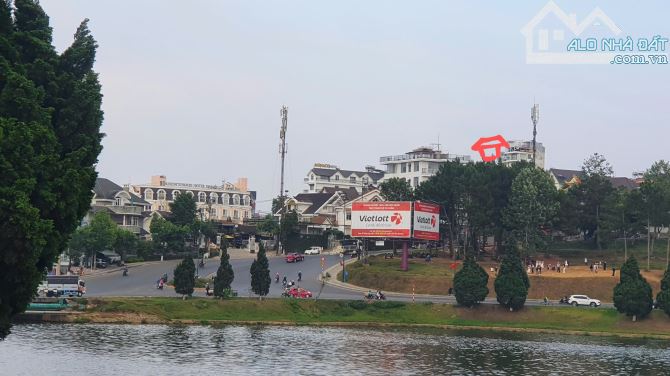 589M2 ĐẤT SƯƠNG NGUYỆT ÁNH - SẴN 300XD - CÁCH HỒ XUÂN HƯƠNG CHỈ 100M- VIEW HỒ XUÂN HƯƠNG