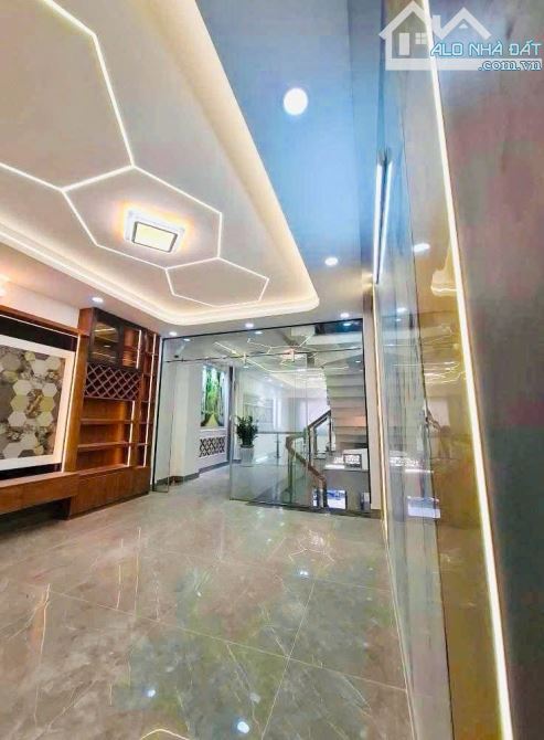 Bán nhà HXH 5 tầng Hương lộ 2 Bình Trị Đông Bình Tân