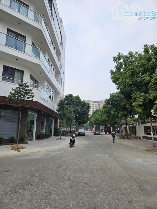 CẦN BÁN LÔ BIỆT THỰ CT NHÀ KHẢ LỄ VÕ CƯỜNG BN