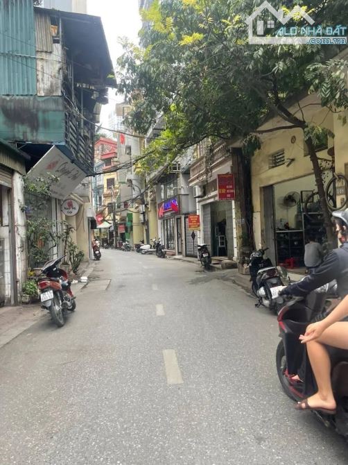 SIÊU PHẨM MẶT PHỐ HOA BẰNG CẦU GIẤY 48 TỶ 210M2 MT 6M 5T TÔ KINH DOANH
