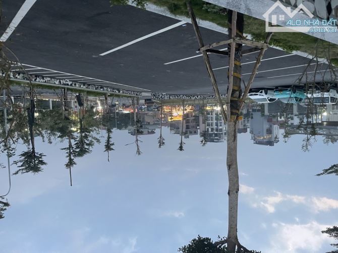 ĐẤT VIEW CÔNG VIÊN - DÒNG TIỀN ỔN ĐỊNH - KINH DOANH ĐỈNH -MẠT PHỐ LỚN - GẦN CHỢ NGỌC THUỴ