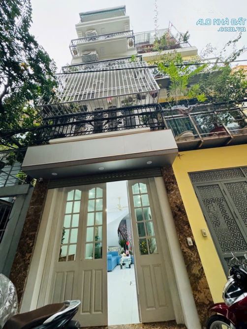 15 tỷ Bán nhà Phạm Ngọc Thạch- Đống Đa 45m2, ô tô đỗ cửa, ô chờ thang máy, nhà dân xây cực