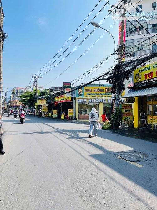 MT NGUYỄN VĂN KHỐI - P8, 4.6m x 21m , CẤP 4 , GIÁ CHỈ 15.5 TỶ