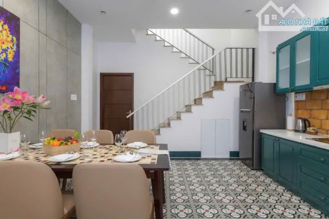 CẦN BÁN NHÀ 03 TẦNG MẶT TIỀN ĐƯỜNG TRẦN NGUYÊN HÃN, TP NHA TRANG GIÁ 15 TỶ